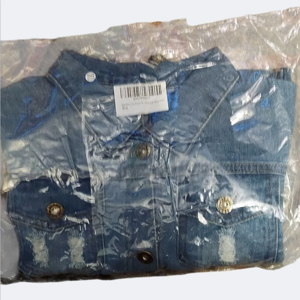 NWT Kids Distressed Denim Jacket Size 4T